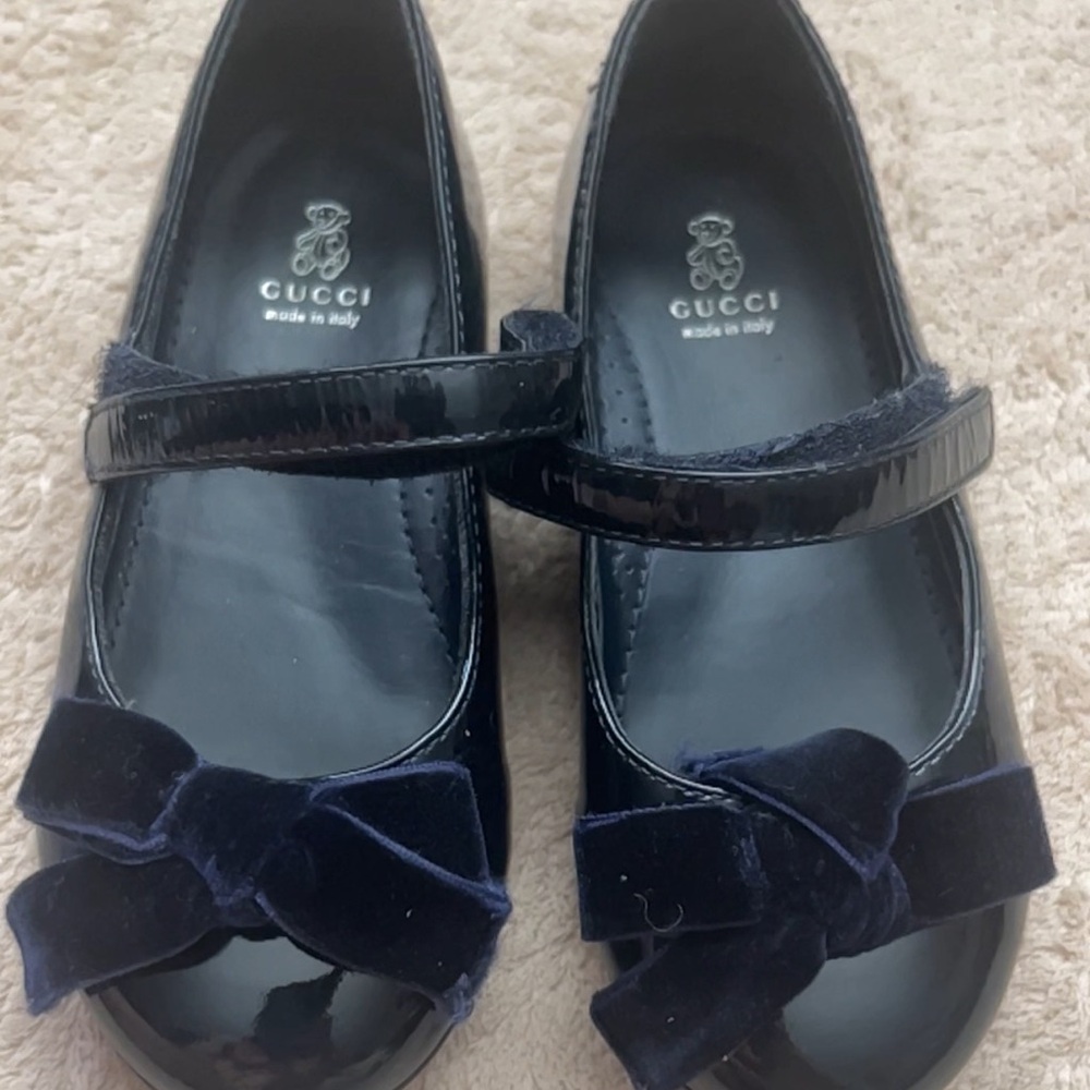 Gucci shoes